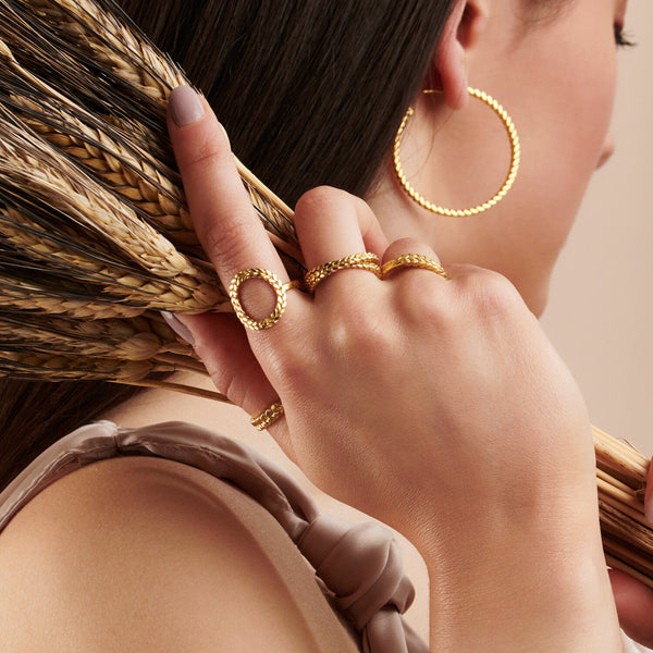 Gold Demeter Linked Ring — Cara Tonkin