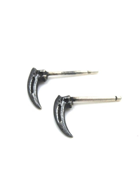 Tiny Claw Earrings - Oxidised Silver - IndependentBoutique.com